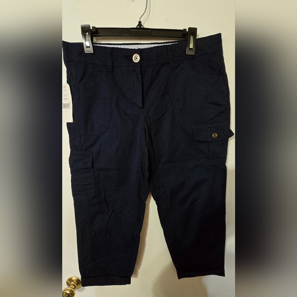 Tommy Hilfiger Navy Cargo Capri Pants